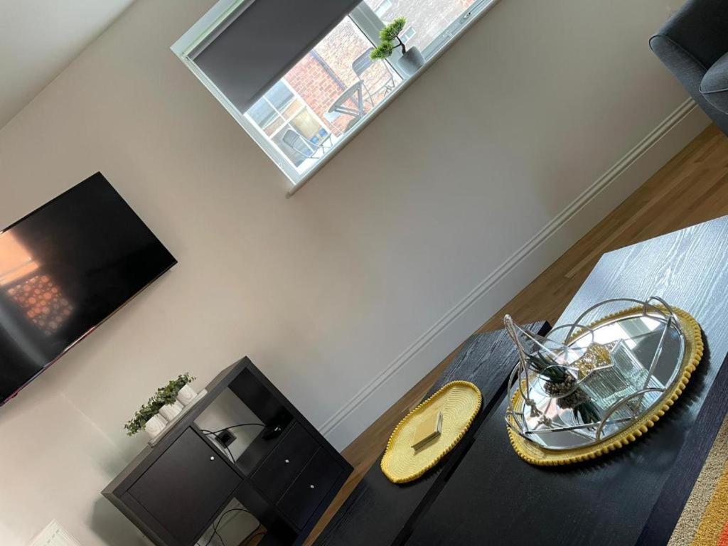 Central Hull Spacious Apartment H3 赫尔河畔京士顿 外观 照片